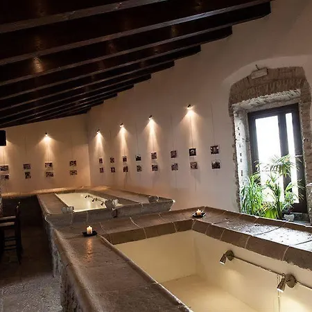 Il Lavatoio Dimora Storica מלון